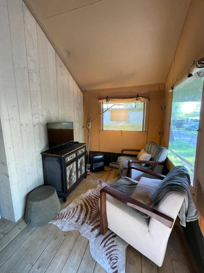 Glamour Glamping At Little Beach Jabbeke  Exterior foto